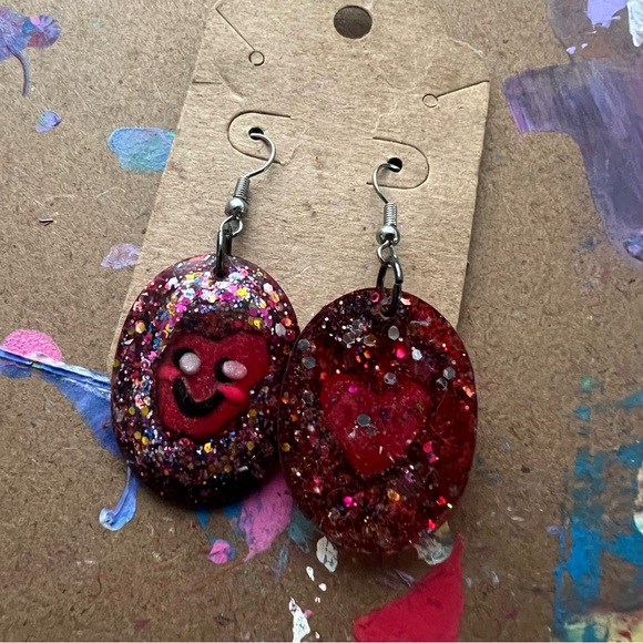 Happy Red Heart Smiley Face Earrings - Picture 7 of 7